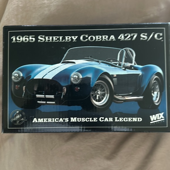 Six 1965 shelby cobra model brand new in box - Picture 1 of 3